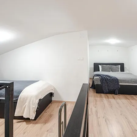 Apartrio Apartment *